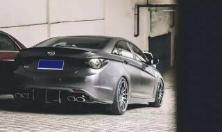 现代索纳塔8 现代索纳塔8