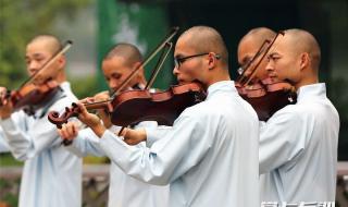 波兰总理声援芬兰总理 波兰总理声援芬兰总理